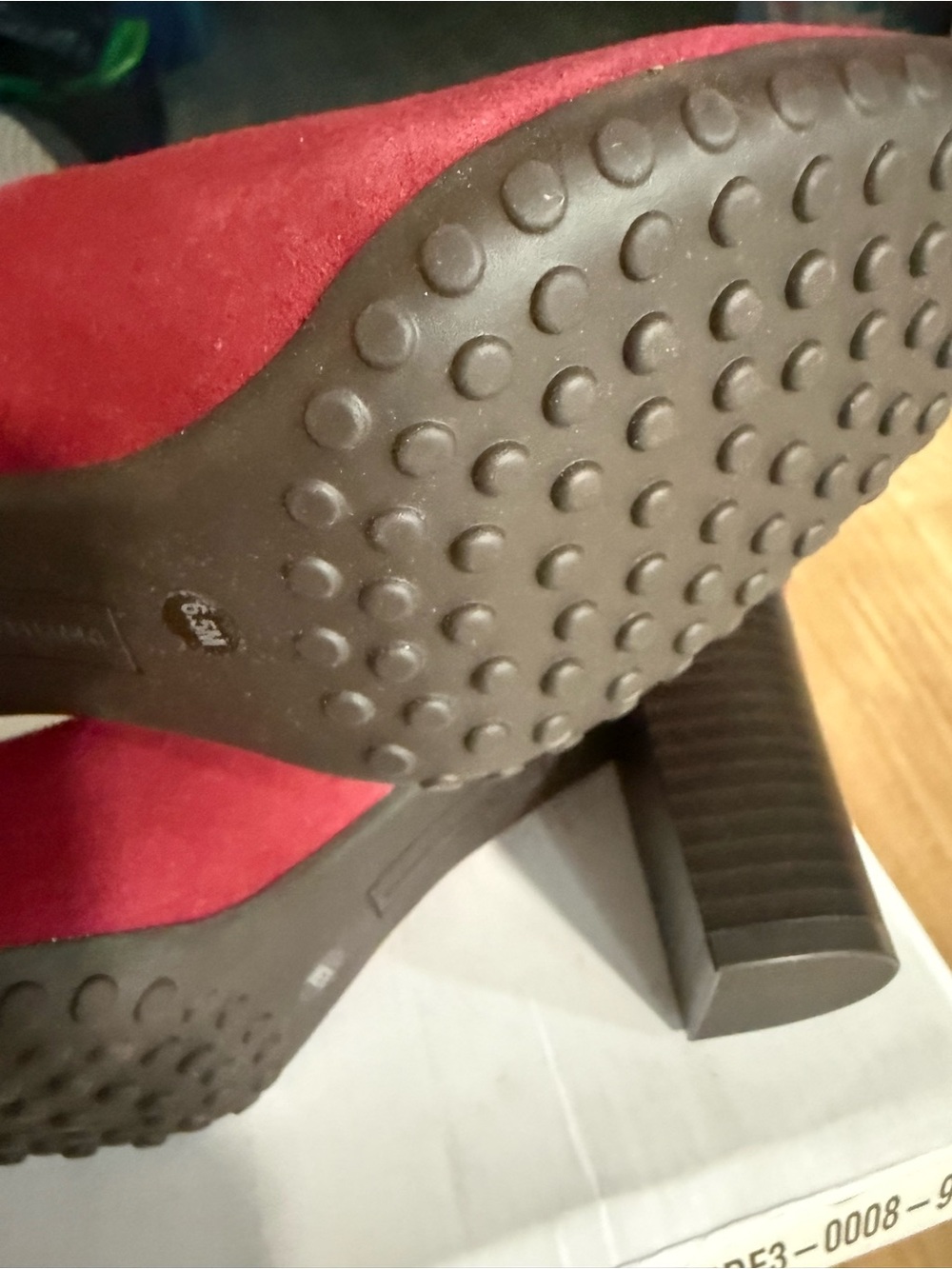 Giani Bernini Memory Foam Red Suede Block Heel Pumps - Picture 8 of 10